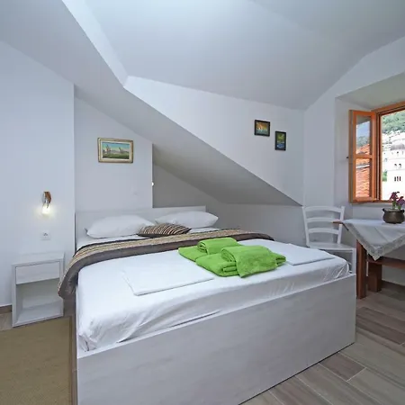 Hortenzia House 2 Delux Apartmán *